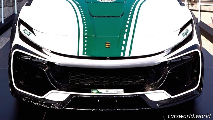 El nuevo SUV policial exótico de Dubái podría ser un crimen en sí mismo | Carscoops